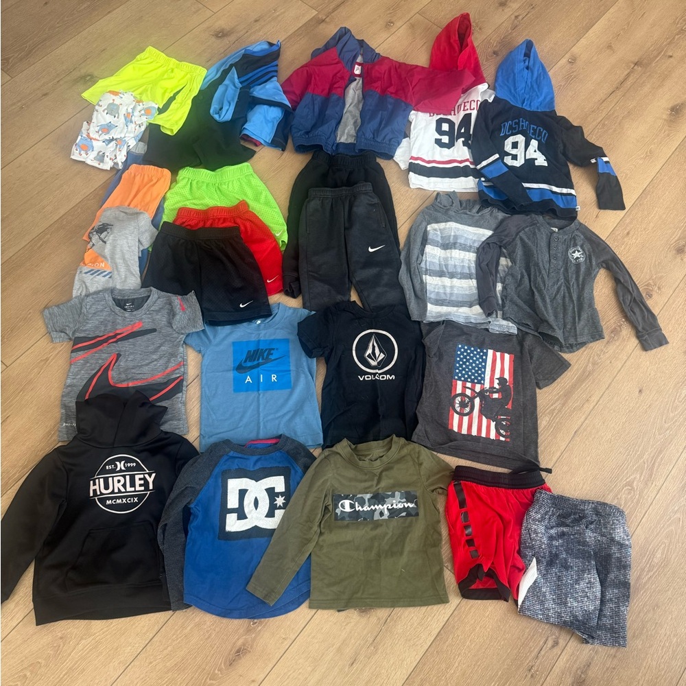 Lot of Boys Shirts Shorts Pants Sweatshirt Nike DC Champion Hurley Gap 3T